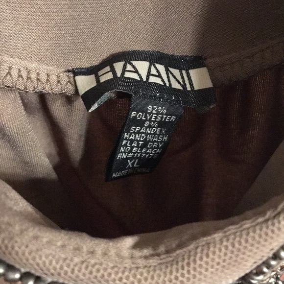 Elegant formal dress - Picture 3 of 3